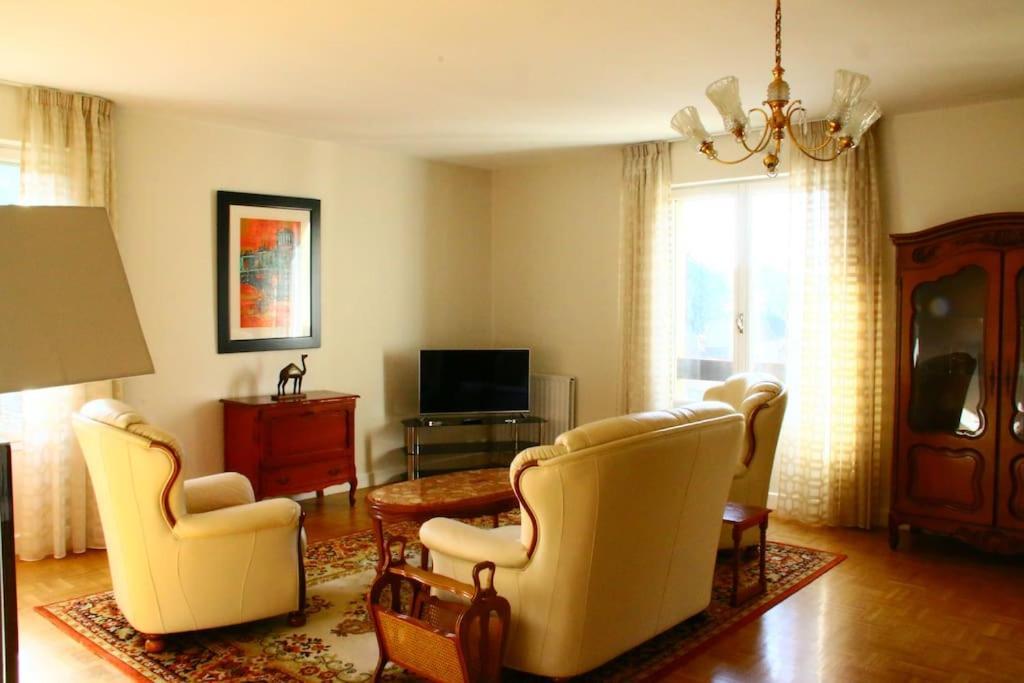 Large 2 Bed-Balcony-7 Mins Walk To Historic Centre Apartment Sarlat-la-Caneda Exterior photo